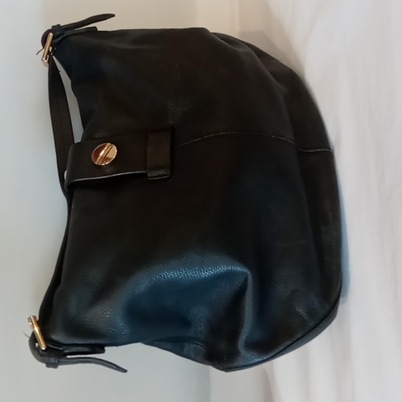 Isaac Mizrahi magnetic clasp large black shoulder bag - Picture 4 of 7